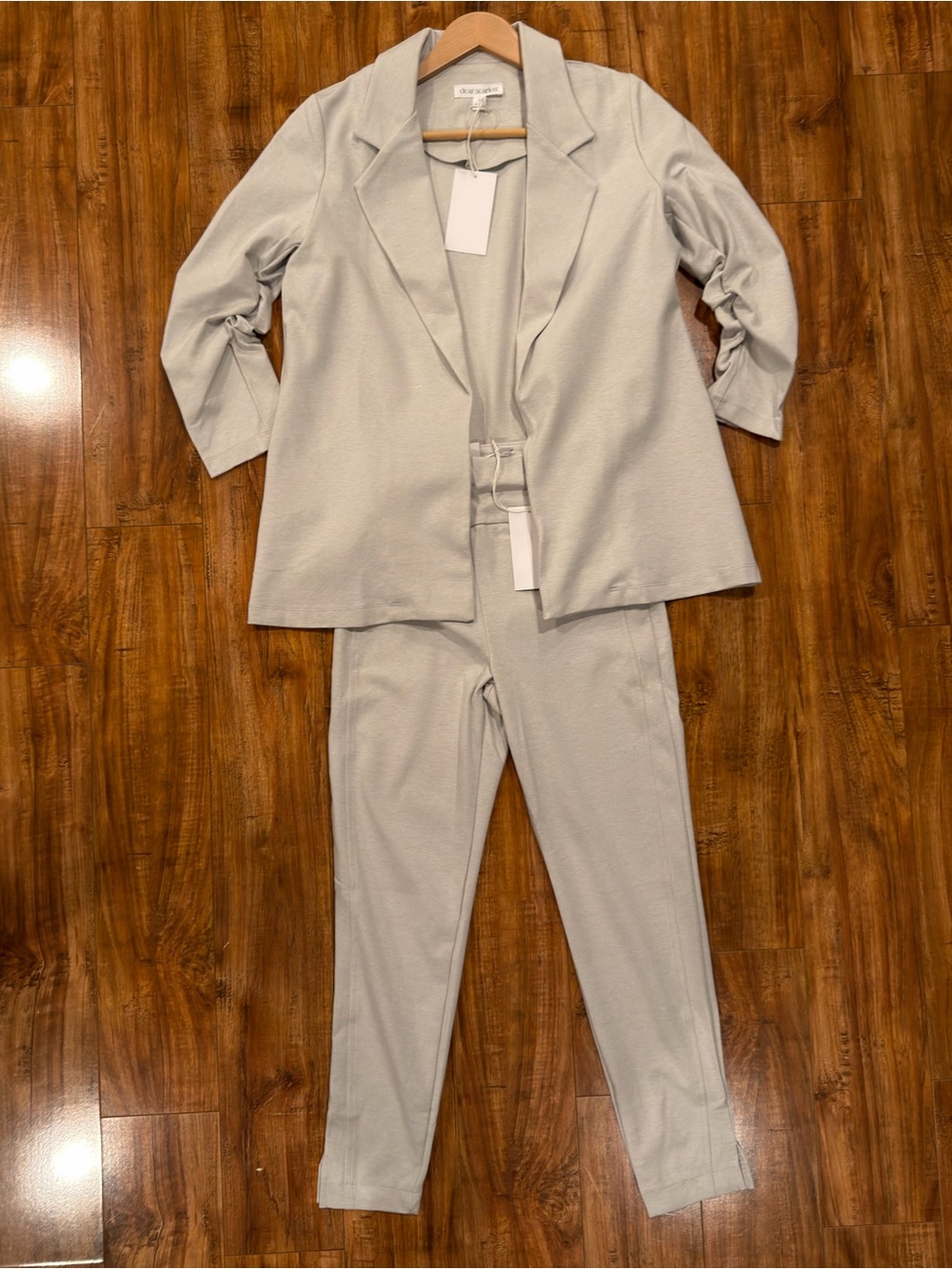 NWT Dear Scarlett “It’s Magic” Pearl Gray Ponte Blazer & Skinny Pants S,M,L - Picture 2 of 9
